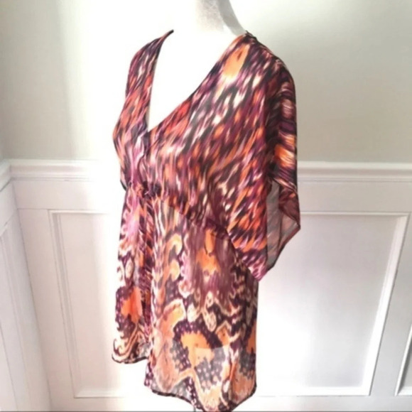 CAbi V Neck Printed Blouse Tunic Top XS Red Orange - Picture 3 of 4